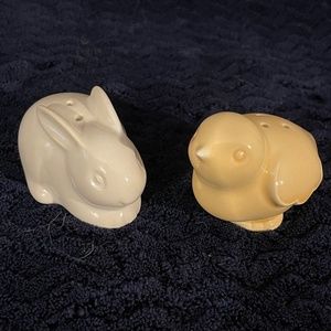 Vintage Bunny and Chick Hallmark Salt and Pepper Shakers